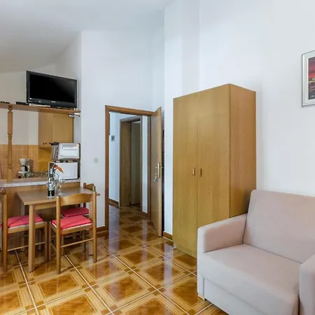 Marcela Διαμέρισμα *