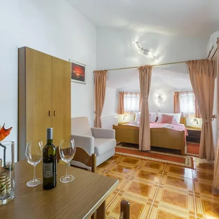 Marcela Apartman
